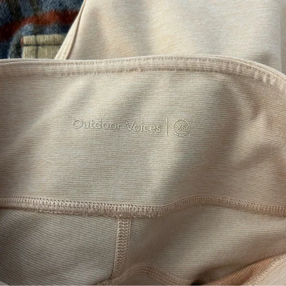 Outdoor Voices Set XS - Picture 4 of 6